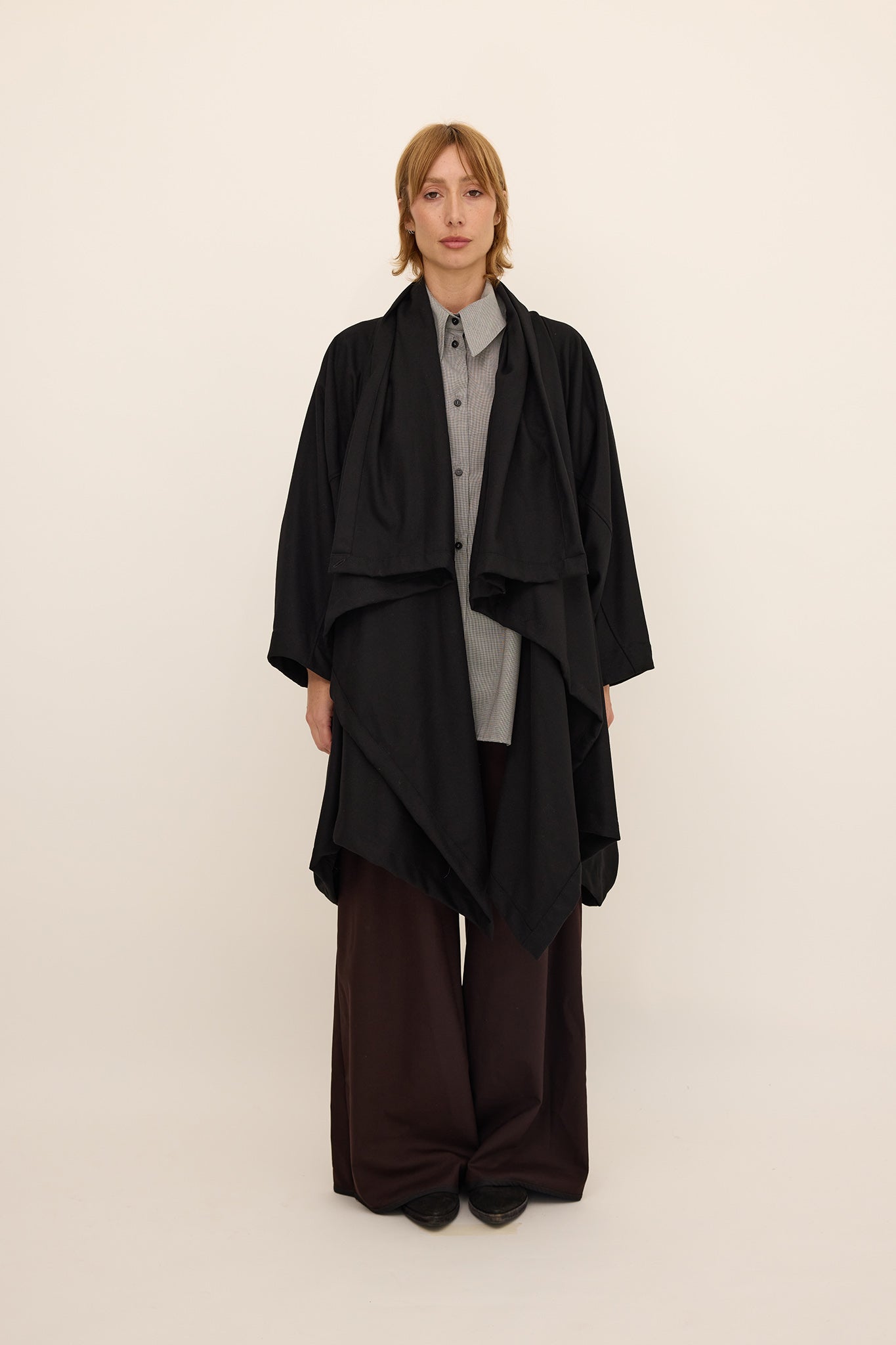 Cape Coat / Black Wool