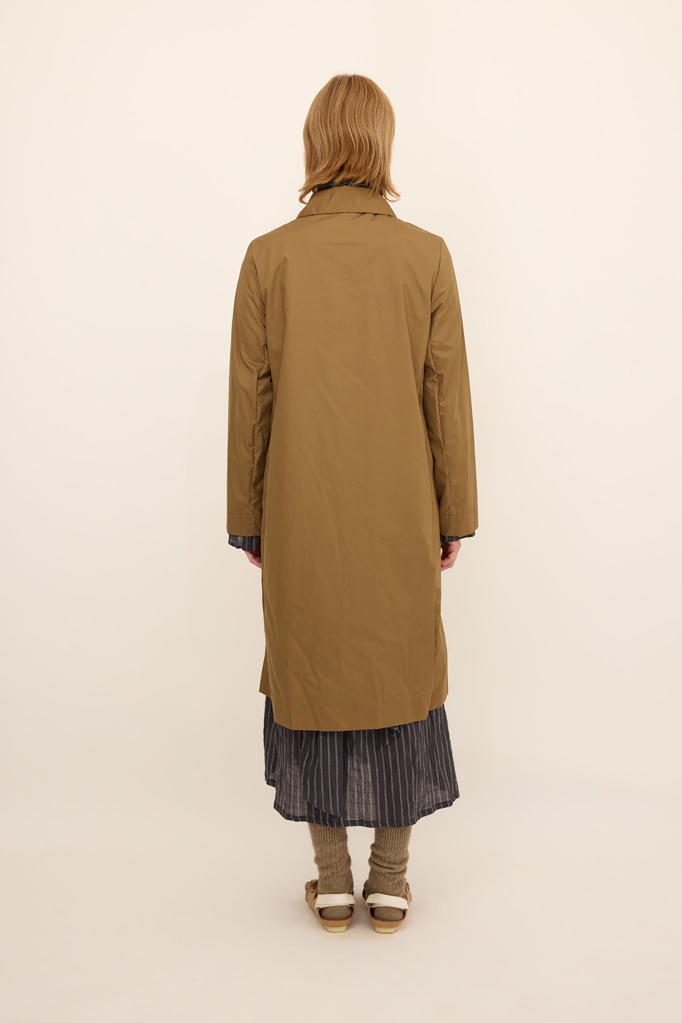 Maggie Raincoat - Tan