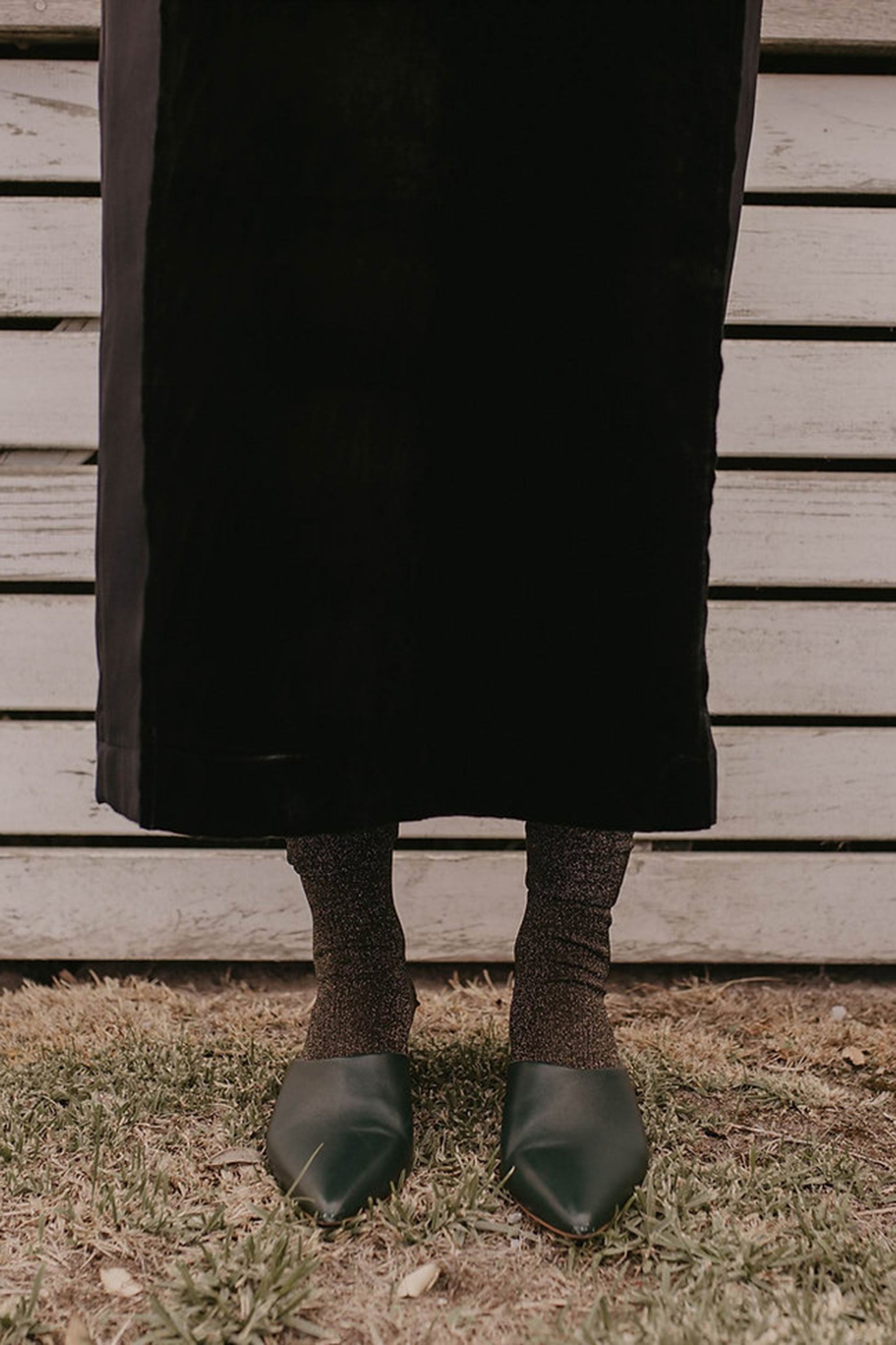 Velvet Front Straight Skirt / Black