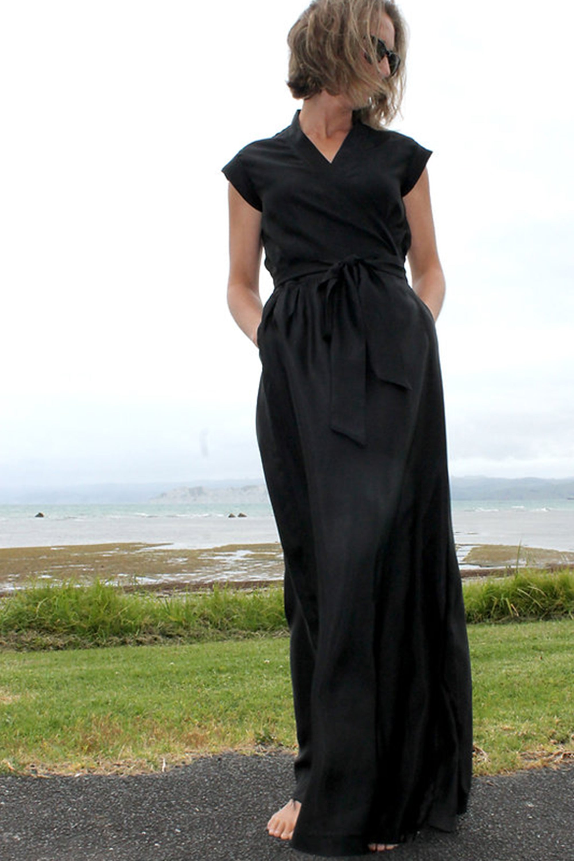 Ruby Wrap Dress / Black